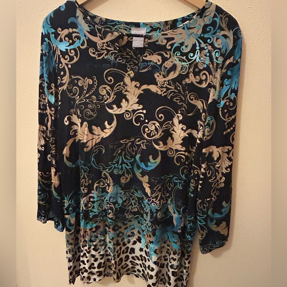 Chico’s Top With Quarter Length Sleeves - Size 1(M-8) Multi Design - Picture 3 of 14